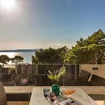 Apartment Reana