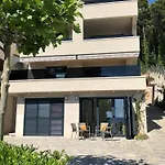 Apartment Reana